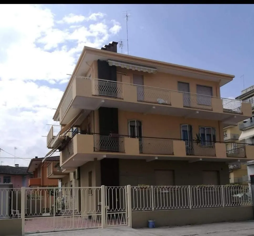 Appartamenti 4Seasons Sottomarina 0*, Chioggia Italy